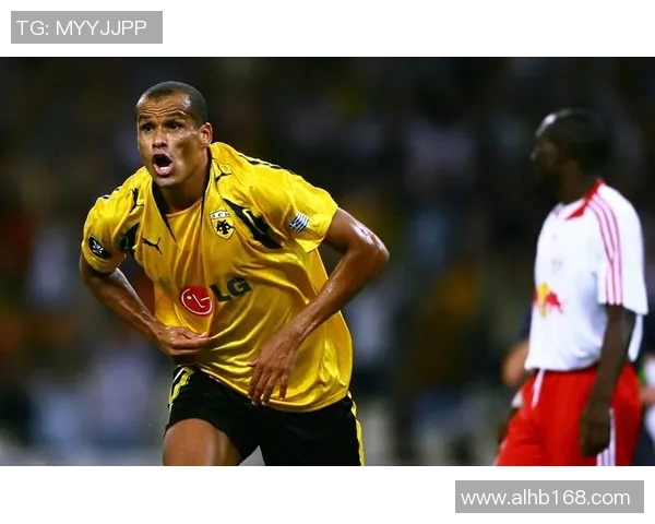 现役世界足球二号球星是谁？他在球场上的表现如何解析